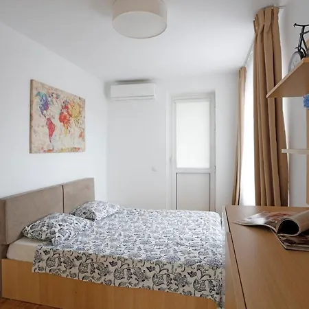 Lovely 2 Bedroom Apartment Near Old Town Bucureşti Exterior foto