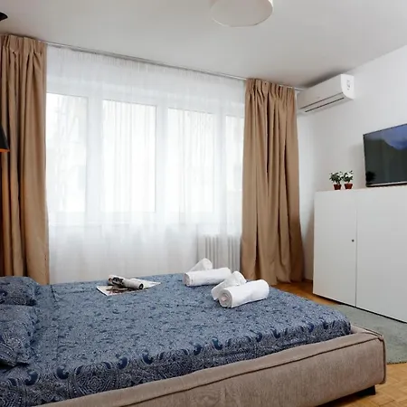 Lovely 2 Bedroom Apartment Near Old Town Bucureşti Exterior foto