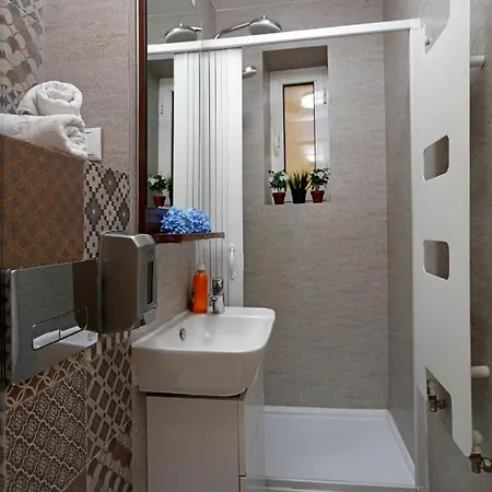 Lovely 2 Bedroom Apartment Near Old Town Bucureşti Exterior foto