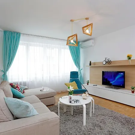 Lovely 2 Bedroom Apartment Near Old Town Bucureşti Exterior foto